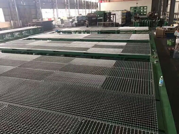 钢格栅 - 河北瑞聪丝网制品有限公司图片2